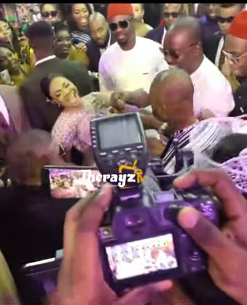 Obi Cubana at Mercy Chinwo's wedding 
